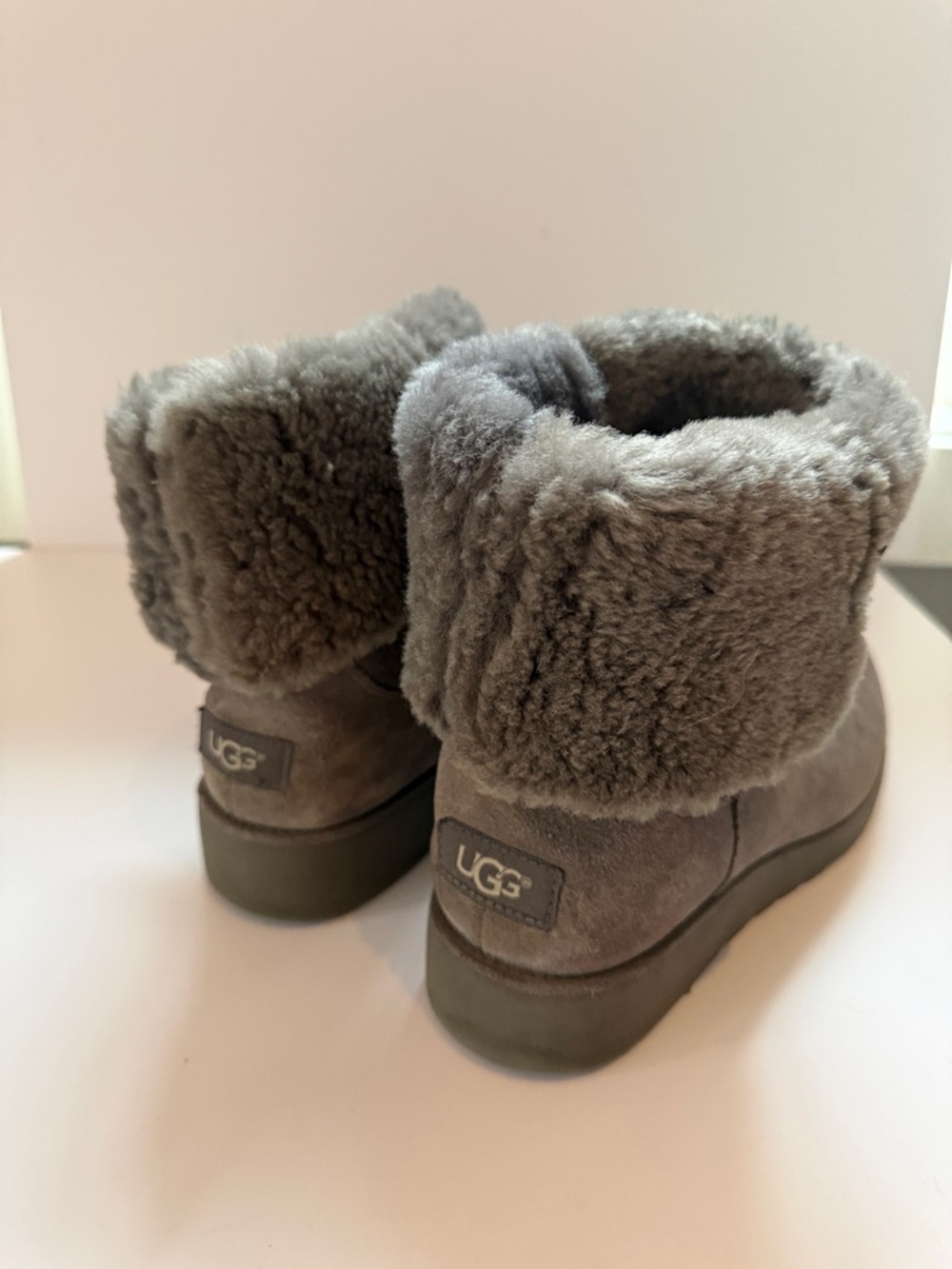 UGG Classic Tall Suede Boots Gray/Taupe Size 8 Shearling-Lined Winter Boots